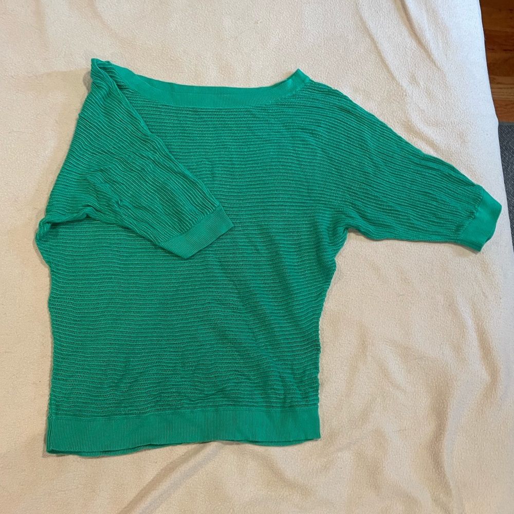 Express Dolman Sleeve Mesh Top, size M, grass green - Picture 8 of 11